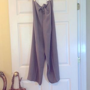 Women’s long pants with flair, tie front no zipper